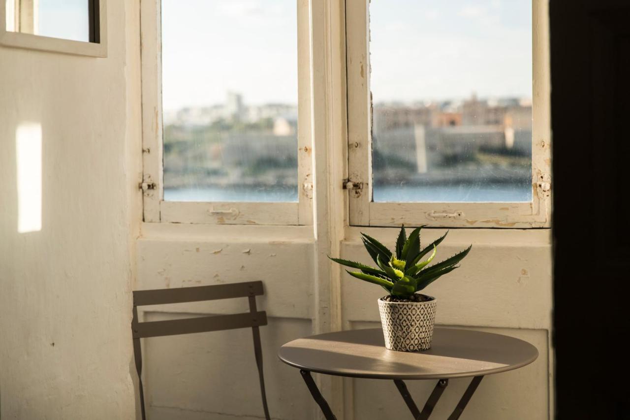 Valletta Collection - Old Theatre Apartment Exterior photo